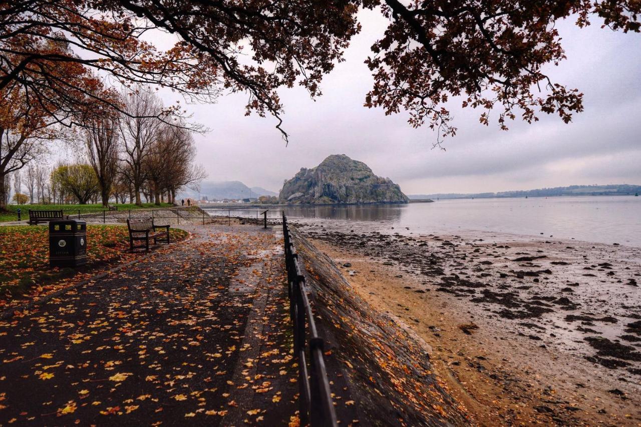 Meadow Apartment Dumbarton Esterno foto
